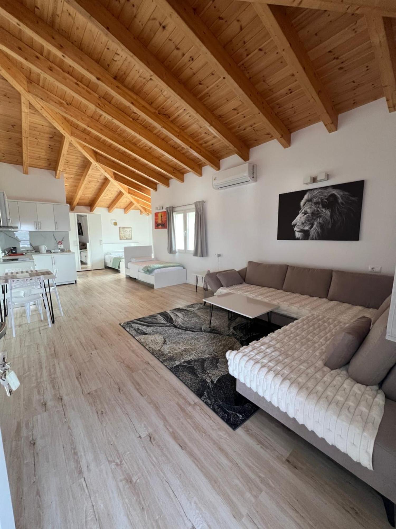 Leilighet Villa-koka-1 Ljaknasi